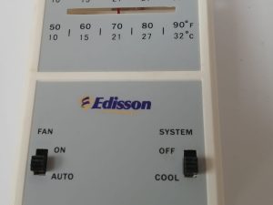 TERMOSTATO VERTICAL PARA ENFRIAMIENTO